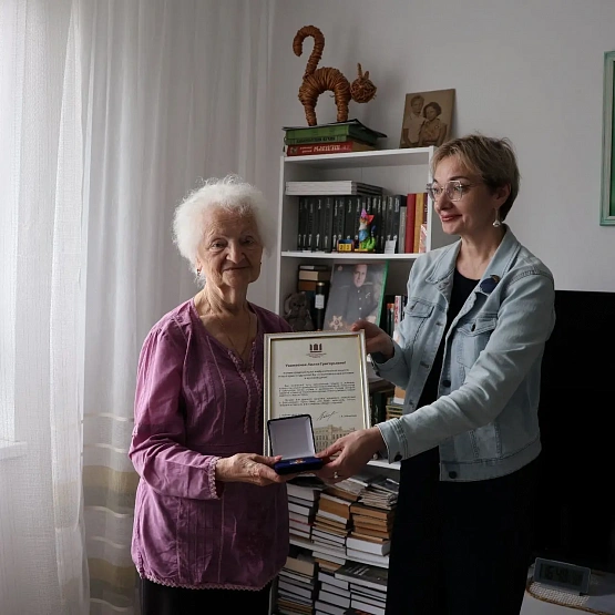 Музей искусств поздравил Лилию Печерскую с 90-летием